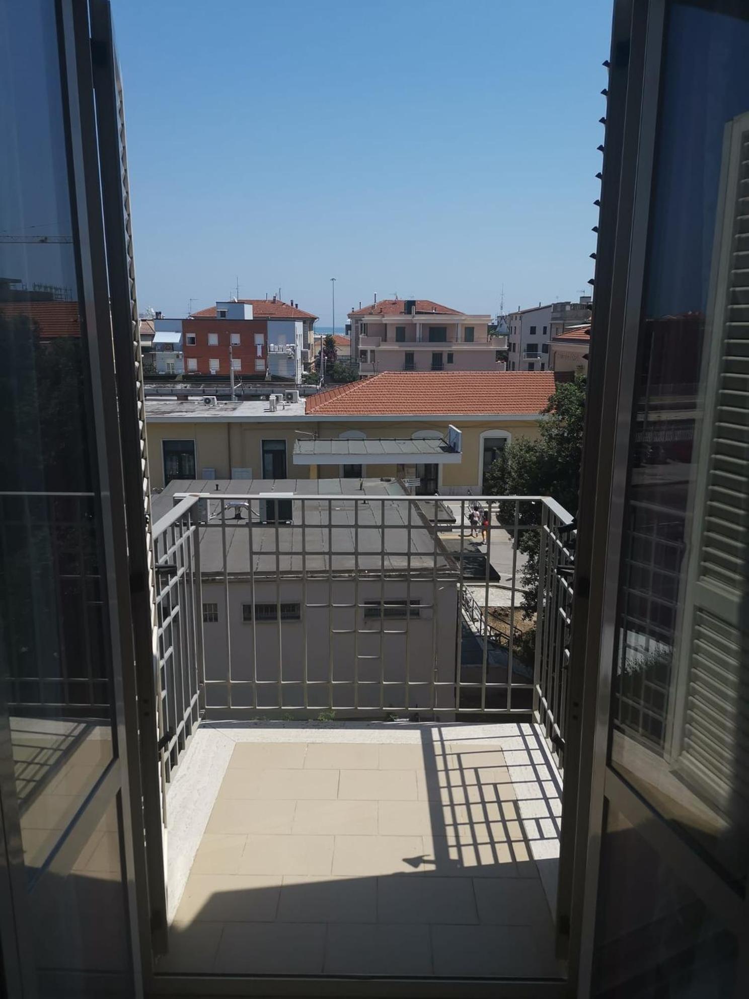 Sole San Benedetto del Tronto